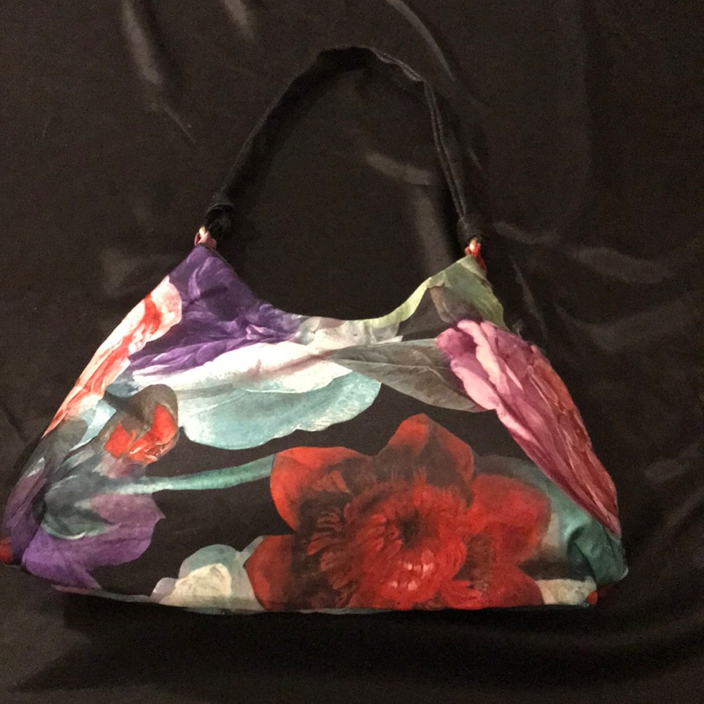 Handmade Floral Pattern Bag